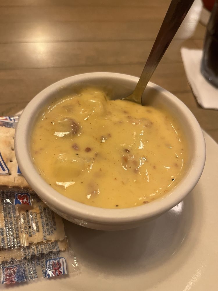 Food from BozWellz Pub and Eaterie