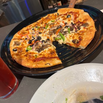 Boston's Pizza Restaurant & Sports Bar - Pizza!!! - Pizza Near Me - Pooler, Georgia