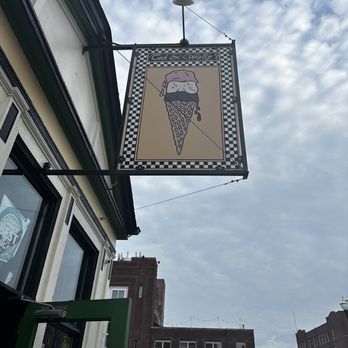 Ted and Wally's - Ice Cream & Frozen Yogurt Near Me - Omaha, Nebraska Ted and Wally's - Ice Cream & Frozen Yogurt Near Me - Omaha, Nebraska