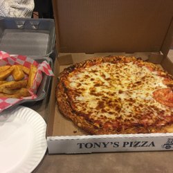 Tony's Pizza - Tony's Pizza at Tejon Outlets Thanks but no thanks  I get it, you have a captured market, but Tony 11 potato wedges for $4.50 is a bit high