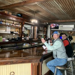 The Oil Can Sports Bar And Grill - Bar and Grill