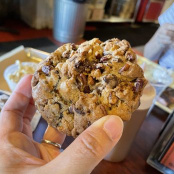 The Slow Bone - Monsterous chocolate chip pecan cookie - Barbeque Near Me - Dallas, Texas The Slow Bone - Monsterous chocolate chip pecan cookie - Barbeque Near Me - Dallas, Texas