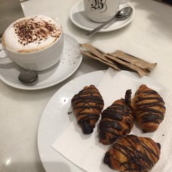 Boheme - A nice find in Barcelona. I enjoyed a cappuccino with chocolate croissants and a great view of Barcelona street traffic.