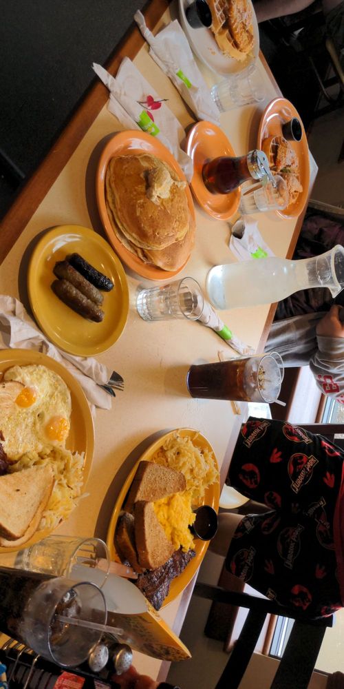Scramblers — Mexican restaurant in Mayfield Heights