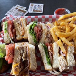 Beetles Bar & Grill - Club House Sandwich