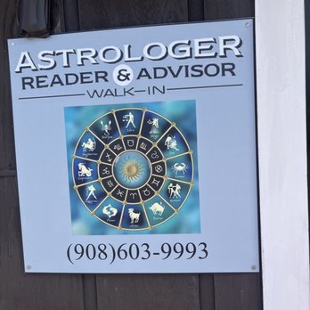 Astrology Reader and Advisor - Psychics Near Me Astrology Reader and Advisor - Psychics Near Me
