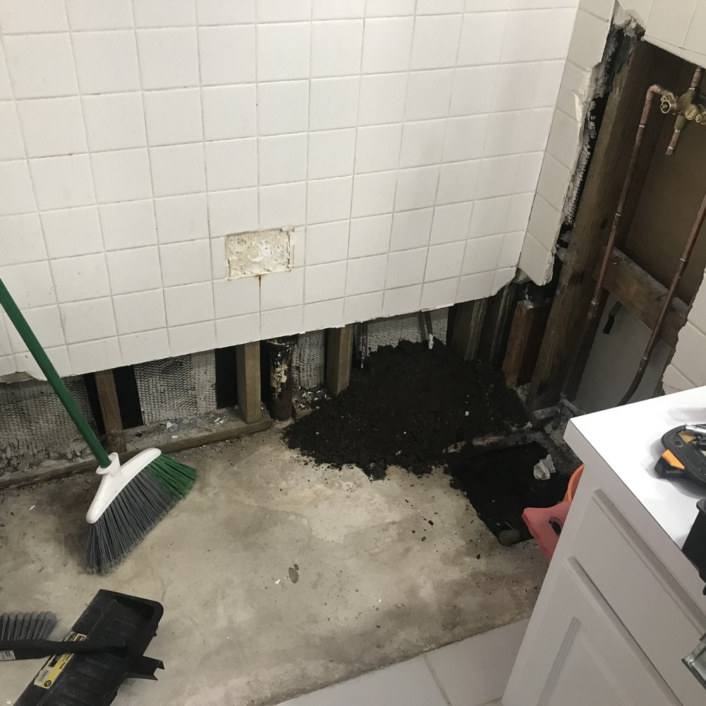 Bath Fitter - Obnoxious tub gone - Kitchen & Bath Near Me - Clearwater, Florida