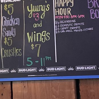 Courtside Bar & Grill - Weekly specials! - Sports Bars Near Me - Binghamton, New York