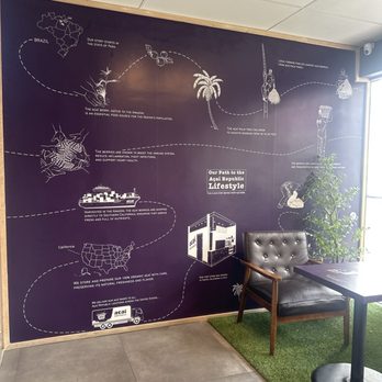 Acai Republic - Sitting area - Juice Bars & Smoothies Near Me - Baldwin Park, California