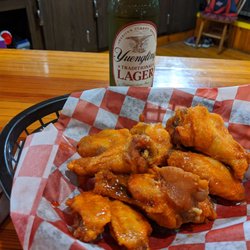 The Lakehouse - Medium wings