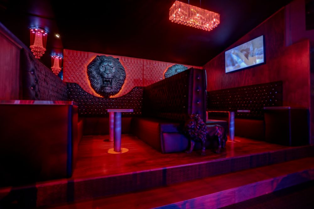 KINGDOM - Updated August 2024 - 42 Photos & 28 Reviews - 1417 Boulevard ...