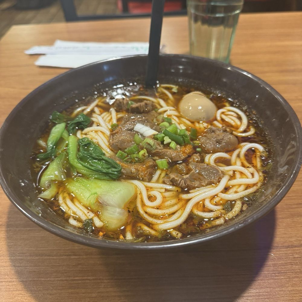 4. Noodle Soup with Spicy Beef /