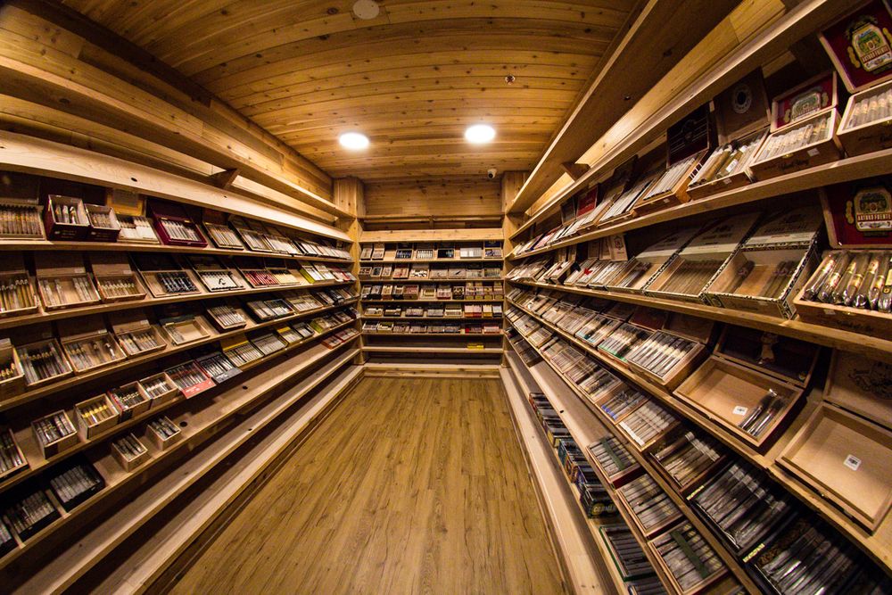 ALEXANDRIA TOBACCO SHOP PLUS Updated June 2024 4911 Minnesota 29