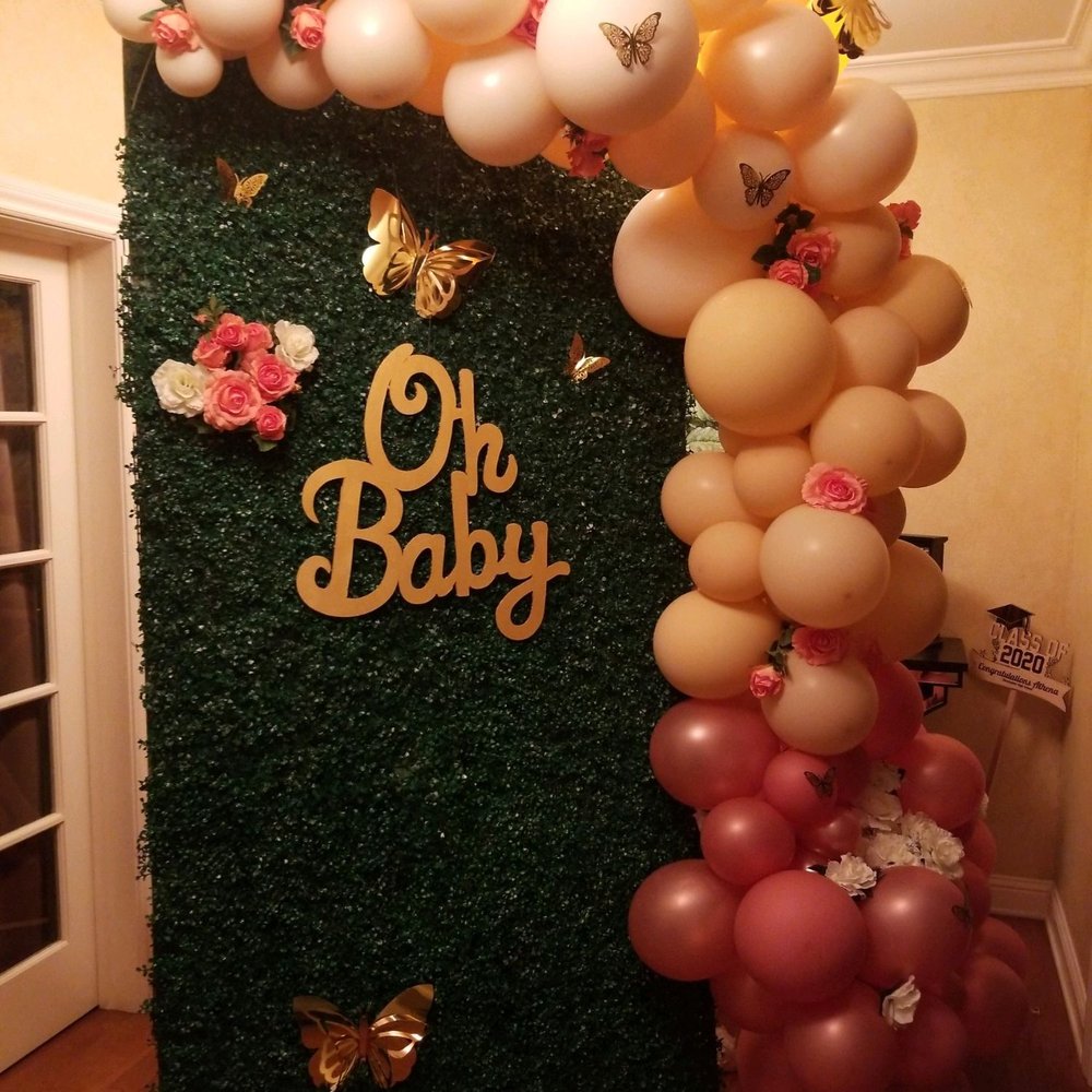 This is not a small back drop took up my entry way! This is not a small back drop took up my entry way!