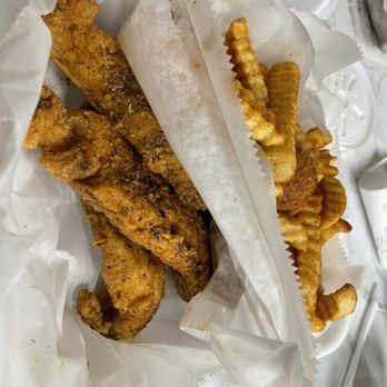 Kelley's Kickin Chickin - Jerk chicken tenders with crinkle cut fries and hush puppies - Chicken Wings Near Me - West Memphis, Arkansas Kelley's Kickin Chickin - Jerk chicken tenders with crinkle cut fries and hush puppies - Chicken Wings Near Me - West Memphis, Arkansas