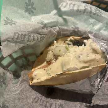 Barrio - Cilantro Lime Aioli (VG, GF) chicken taco - Whiskey Bars Near Me - Tampa, Florida
