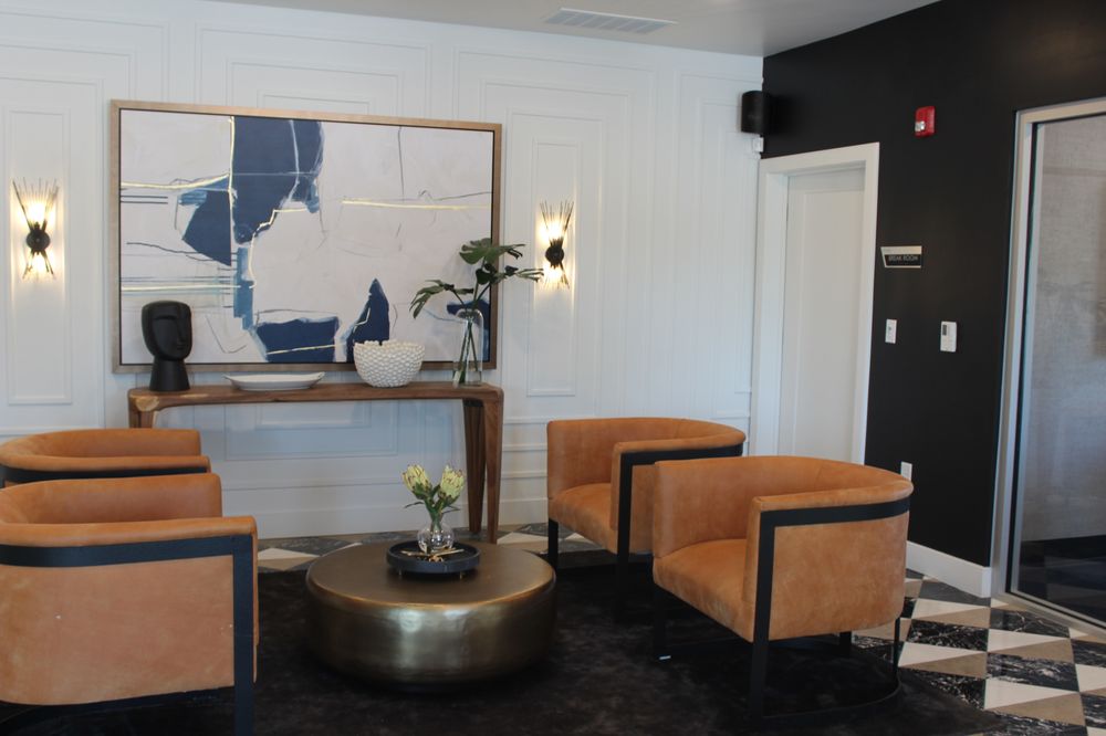 VERANDA APARTMENTS Updated October 2024 21 Photos & 16 Reviews