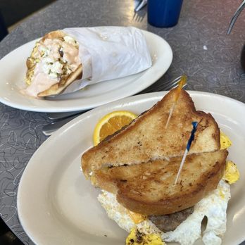 Yianni's Grill - Yiannis Breakfast Sandwich Breakfast Gyro - Greek Near Me - Sonora, California Yianni's Grill - Yiannis Breakfast Sandwich Breakfast Gyro - Greek Near Me - Sonora, California