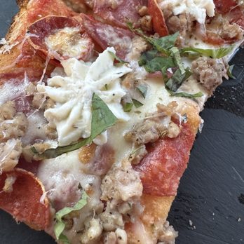 Botta Neapolitan - Their meat lovers pizza is pretty. - Pizza Near Me - Melbourne, Florida
