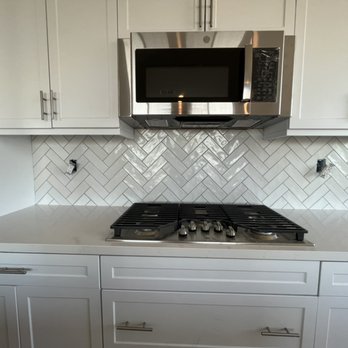 R E flooring Design - Flooring Near Me
