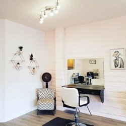 Sauv Blonde Salon