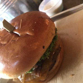 Sids Garage - Burgers Near Me - Meridian, Idaho Sids Garage - Burgers Near Me - Meridian, Idaho