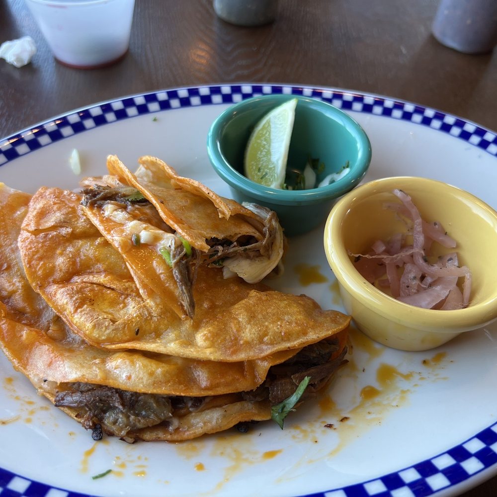 Quesa Birria plate