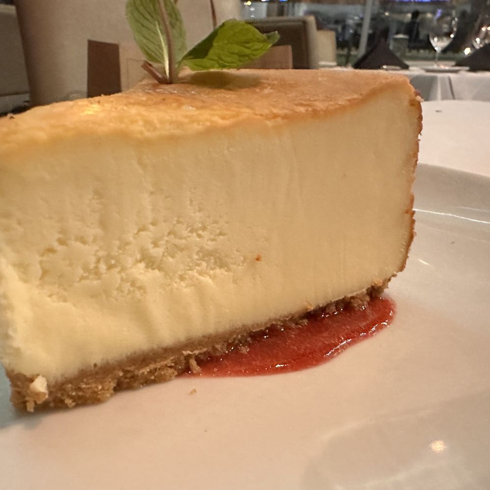 Fleming’s Prime Steakhouse & Wine Bar - New York Cheesecake - Wine Bars Near Me - Plano, Texas Fleming’s Prime Steakhouse & Wine Bar - New York Cheesecake - Wine Bars Near Me - Plano, Texas