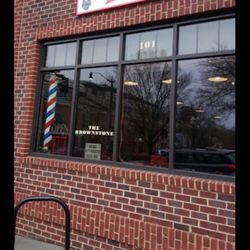 Brownstone Barber Shop - Right across from mellow mushroom!