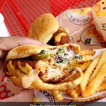 Dave's Hot Chicken - #2 "Hot" - Halal Near Me - Dearborn, Michigan