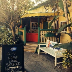 Molly Malone Seafood - Love the Patio location