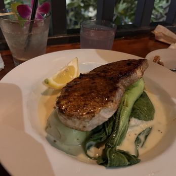 Lulu's Waikiki - Fisherman's Choice - Burgers Near Me - Honolulu, Hawaii Lulu's Waikiki - Fisherman's Choice - Burgers Near Me - Honolulu, Hawaii