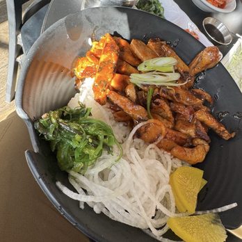 Bulgogi House Monterey - Spicy Chicken Bowl - Barbeque Near Me - Monterey, California