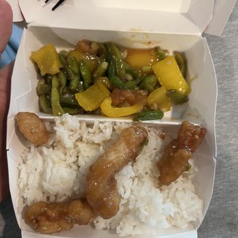 Panda Express - Kids meal. All veggie no meat. - Chinese Near Me - Beaufort, South Carolina Panda Express - Kids meal. All veggie no meat. - Chinese Near Me - Beaufort, South Carolina