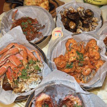 Crab House Brooklyn - Seafood Near Me - Brooklyn, New York