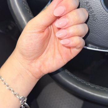 Levon Nail Lounge - Nail Salons Near Me - Upland, California