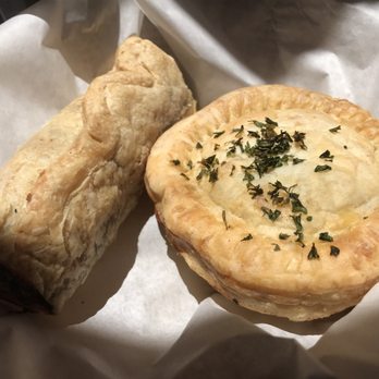 Bronzed Aussie - Spinach & feta roll + Thai curry chicken pie - Australian Near Me - Los Angeles, California
