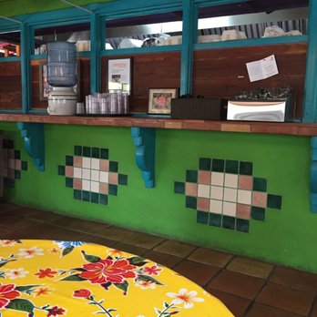 Papas and Pollo - interior space - Mexican Near Me - Sebastopol, California Papas and Pollo - interior space - Mexican Near Me - Sebastopol, California
