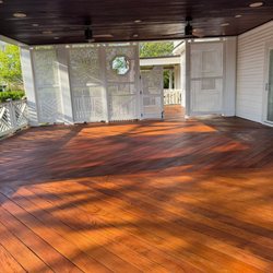 Little Andy's Burgers - It's the porch area where they gather for a good barbecue.