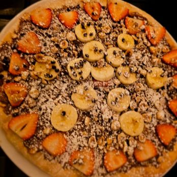Otto Strada - a pizza topped with strawberries and bananas - Italian Near Me - Hoboken, New Jersey Otto Strada - a pizza topped with strawberries and bananas - Italian Near Me - Hoboken, New Jersey
