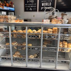 Bagels & Blenderz - Bagels