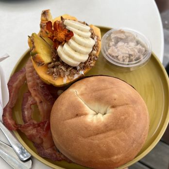 Java Kai Kauai - Sunrise brekkie (cinnamon honey butter was the best!) - Breakfast & Brunch Near Me - Kapaa, Hawaii