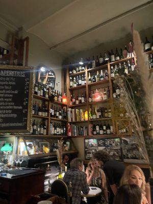 Bar Mut by null
