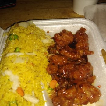 Hong Kong Restaurant - General's tso chicken lunch special - Chinese Near Me - Zephyrhills, Florida