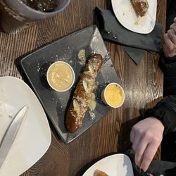 Hydro Tavern - Pretzels !