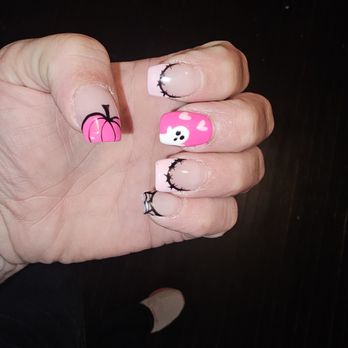 TN Nails - Love Halloween without the orange - Nail Salons Near Me - Gallatin, Tennessee