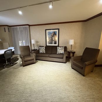 The Bostonian Hotel Boston - Suite living room and table for 6 - Hotels Near Me - Boston, Massachusetts