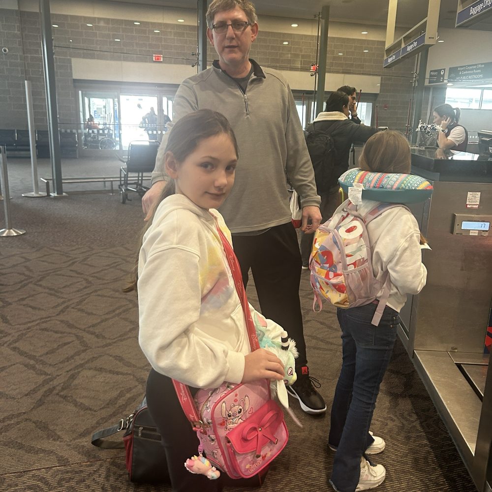 Delta Airlines - Checking bags two mins after arrival very quick and easy ty - Airlines Near Me - Warwick, Rhode Island Delta Airlines - Checking bags two mins after arrival very quick and easy ty - Airlines Near Me - Warwick, Rhode Island