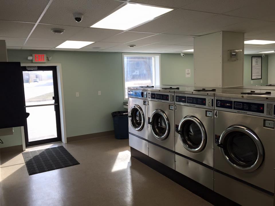 THE LAUNDRY ROOM LOCAL LAUNDROMAT Laundry Services 1014 4th St