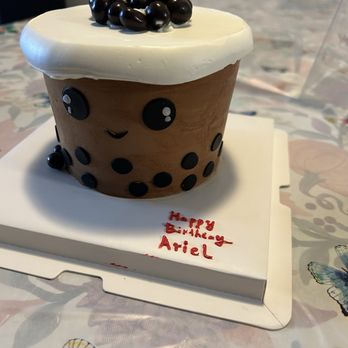 Minon Cake - Birthday Cake - Bubble Tea Near Me - Los Angeles, California Minon Cake - Birthday Cake - Bubble Tea Near Me - Los Angeles, California